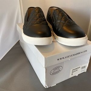 Steve Madden Zaander Slip-On Sneaker